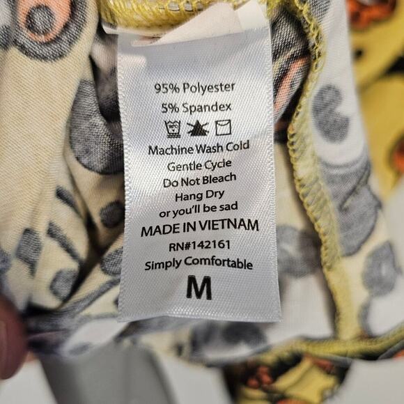 LuLaRoe Disney Yellow Orange Minnie Mouse Randy Baseball T-shirt Size Medium - Picture 8 of 8